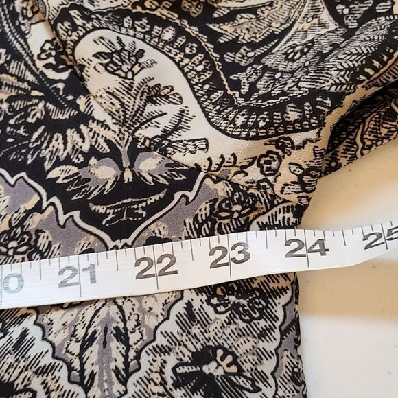 Rose And Olive Tunic Flowy Crepe Black And White Floral Paisle Flowy Sz 1X - Picture 6 of 12